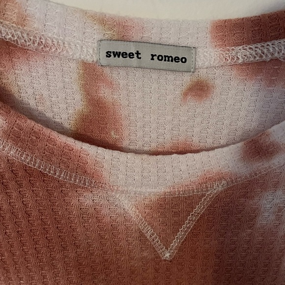 Sweet Romeo Thermal Top - Picture 2 of 7